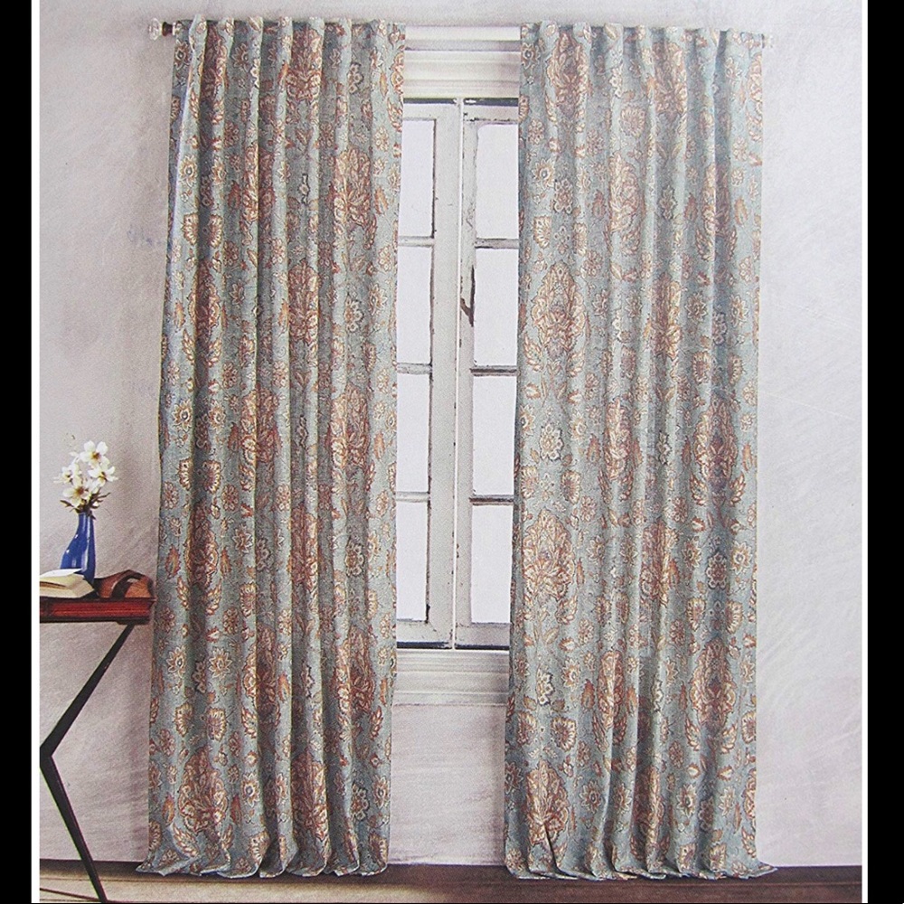 Cynthia Rowley Set of 2 Panels Curtains set